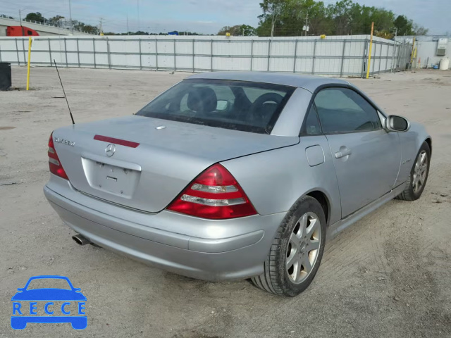 2002 MERCEDES-BENZ SLK 230 KO WDBKK49F22F239565 image 3