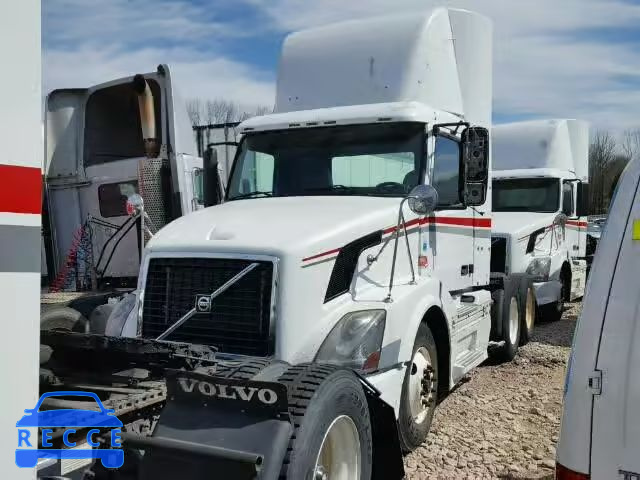 2005 VOLVO VN VNL 4V4NC9GF15N394666 image 1