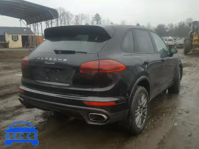 2017 PORSCHE CAYENNE WP1AA2A29HKA86825 image 3