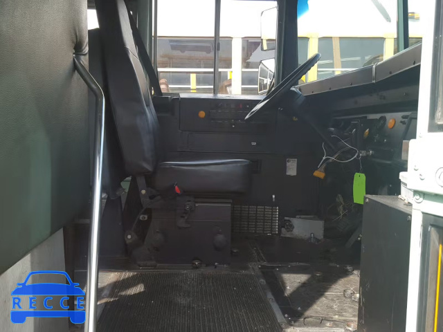 1995 INTERNATIONAL 3000 3800 1HVBBABN4SH675155 image 4