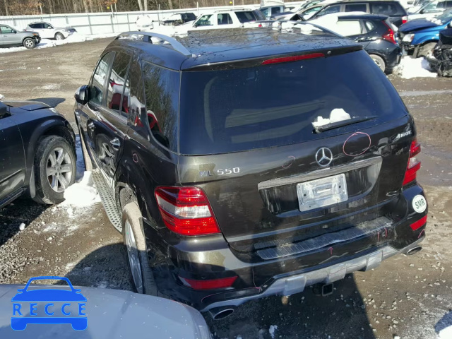 2009 MERCEDES-BENZ ML 550 4JGBB72E09A450822 Bild 2