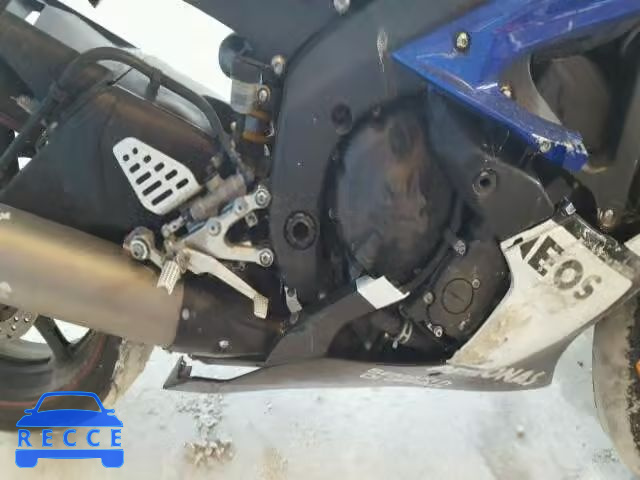 2012 YAMAHA YZFR6 JYARJ16E1CA026520 Bild 6