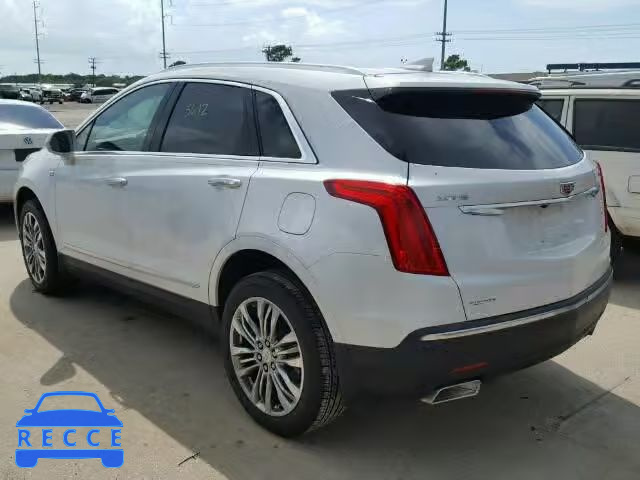 2017 CADILLAC XT5 PREMIU 1GYKNCRS2HZ122344 зображення 2