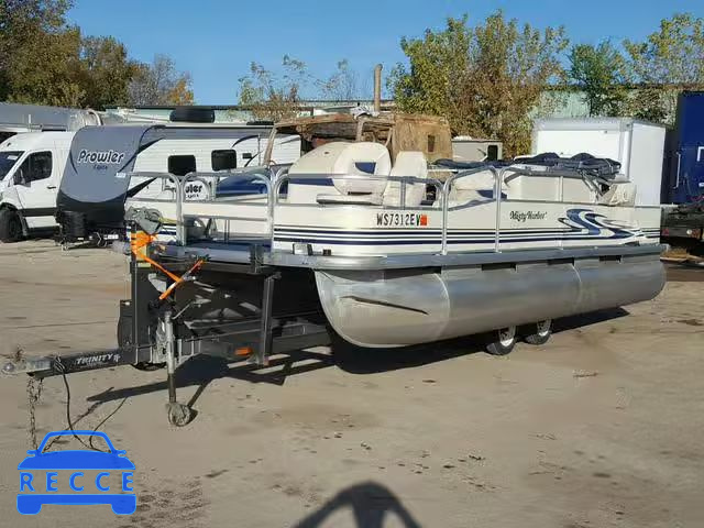 2000 BOAT PONTOON KE105364C000 image 1