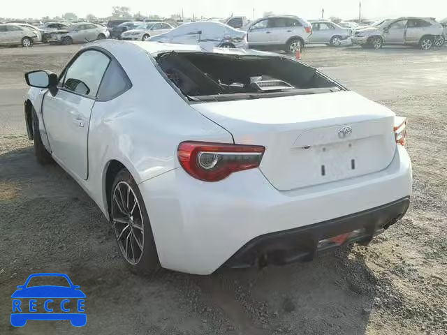 2017 TOYOTA 86 BASE JF1ZNAA14H8704405 image 2