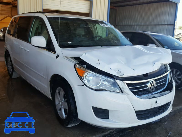 2011 VOLKSWAGEN ROUTAN SEL 2V4RW5DG3BR717324 Bild 0