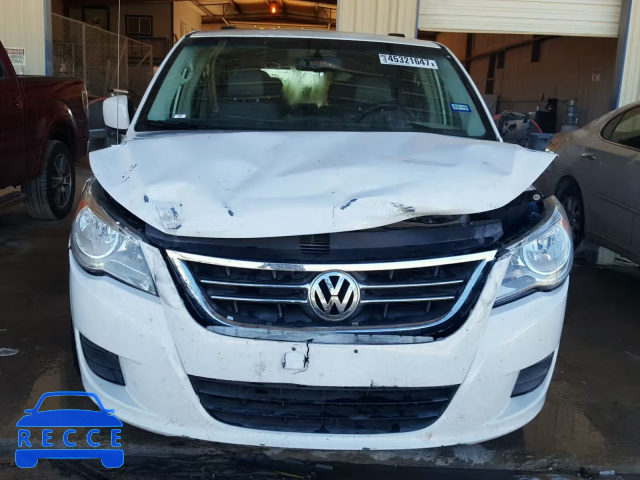 2011 VOLKSWAGEN ROUTAN SEL 2V4RW5DG3BR717324 image 8