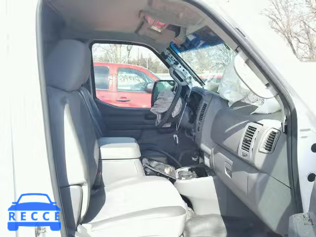 2013 NISSAN NV 2500 1N6AF0KY7DN106683 image 4