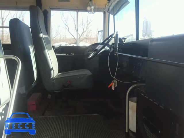 2001 INTERNATIONAL 3000 3800 1HVBBABP21H349645 image 4