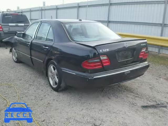 2001 MERCEDES-BENZ E 320 4MAT WDBJF82JX1X048832 Bild 2