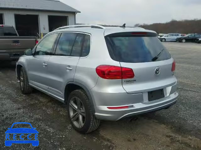 2017 VOLKSWAGEN TIGUAN SPO WVGUV7AX0HK022325 Bild 2