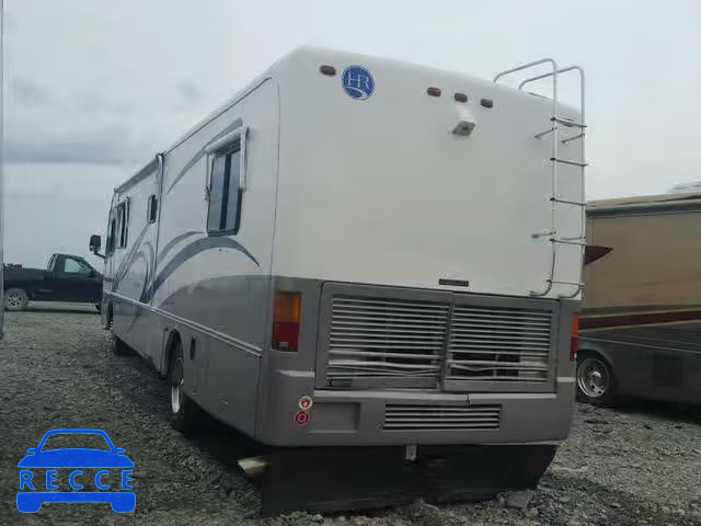 2000 FREIGHTLINER CHASSIS X 4UZ6XJCA5YCG79918 image 2