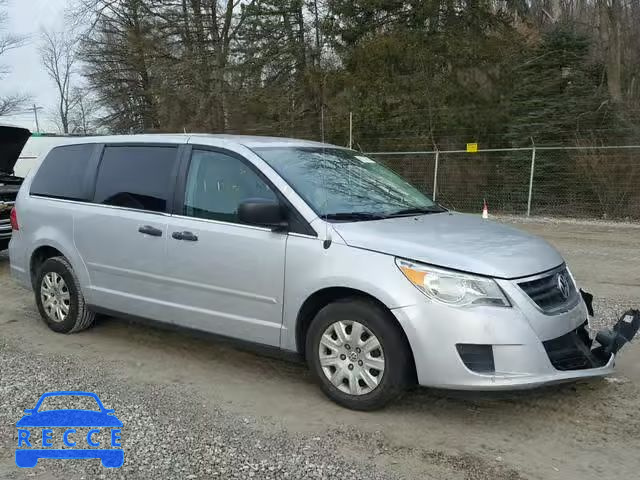 2011 VOLKSWAGEN ROUTAN S 2V4RW4DGXBR738892 image 0