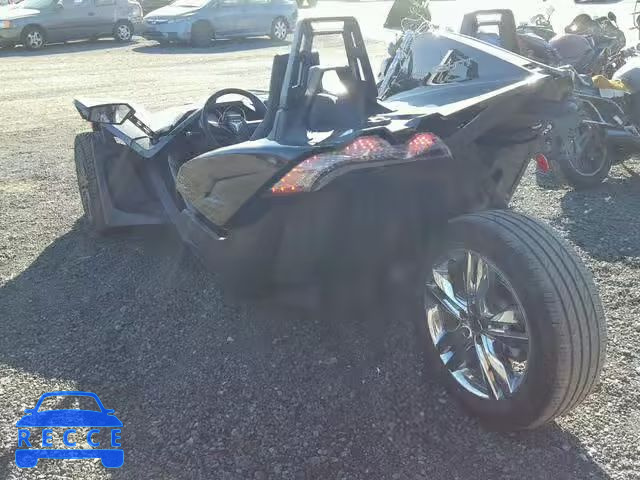 2017 POLARIS SLINGSHOT 57XAASFA0H8121533 Bild 2