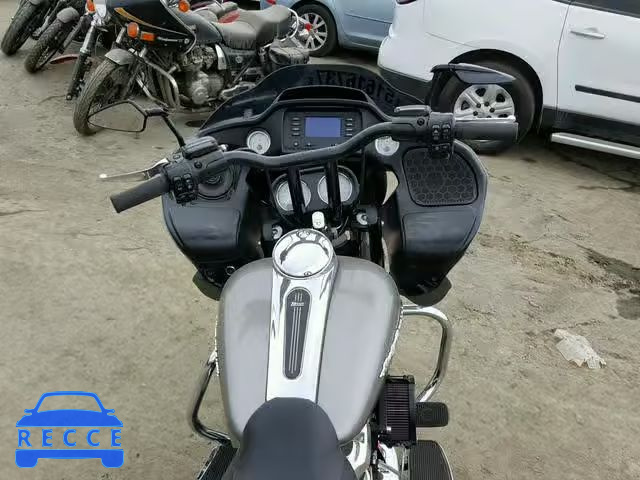 2017 HARLEY-DAVIDSON FLTRX ROAD 1HD1KHC30HB629002 image 4