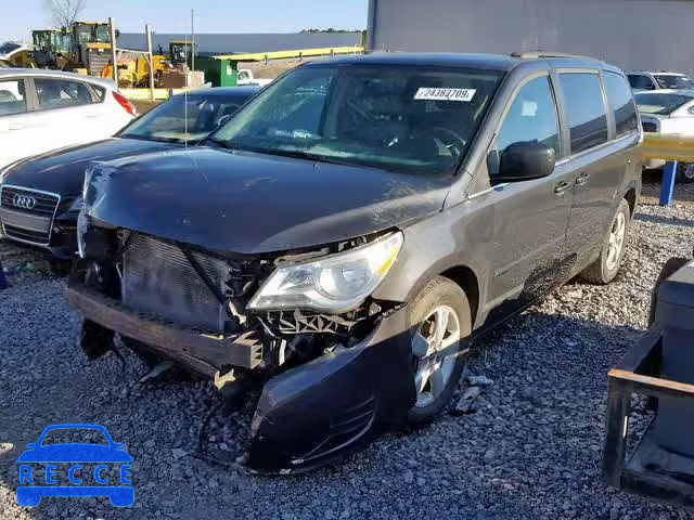 2011 VOLKSWAGEN ROUTAN SEL 2V4RW5DG5BR698596 Bild 1