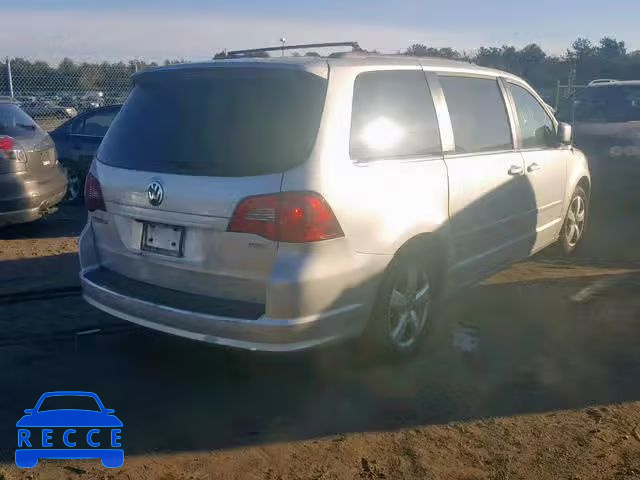 2011 VOLKSWAGEN ROUTAN SEL 2V4RW5DG8BR805267 зображення 3