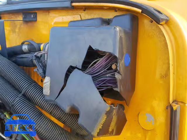 1995 INTERNATIONAL 3000 3800 1HVBBABN8SH675143 image 9