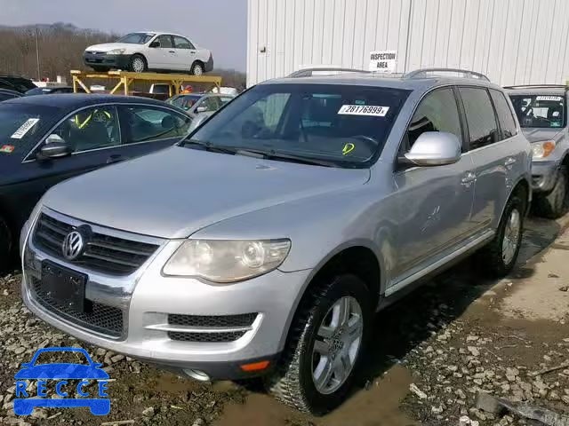 2010 VOLKSWAGEN TOUAREG TD WVGFK7A93AD000252 image 1