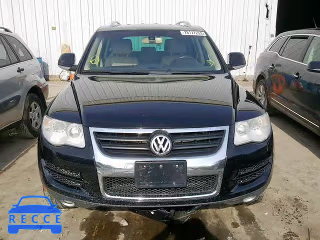 2010 VOLKSWAGEN TOUAREG TD WVGFK7A96AD000391 image 8