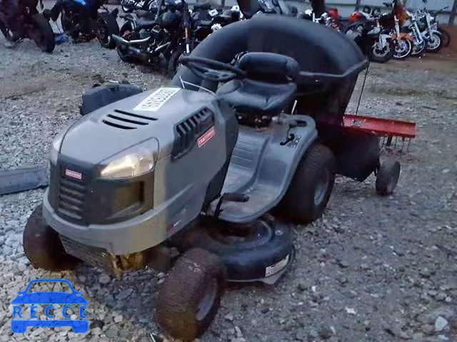 2011 CRAF LAWN MOWER 2011 image 1