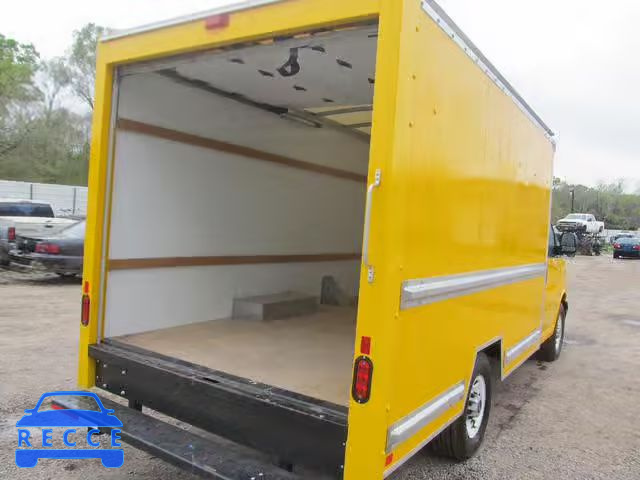 2017 GMC SAVANA CUT 1GD07RFF3H1912957 image 2
