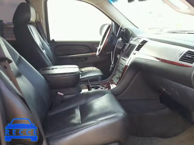 2010 CADILLAC ESCALADE E 1GYUKJEF4AR116369 image 4