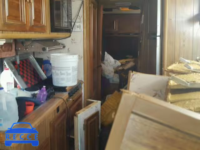 1987 CHEVROLET MOTORHOME 1GBJP37W7H3330311 Bild 5
