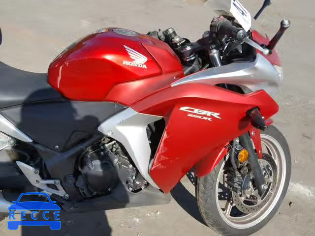 2011 HONDA CBR250 R MLHMC4112B5001791 Bild 4