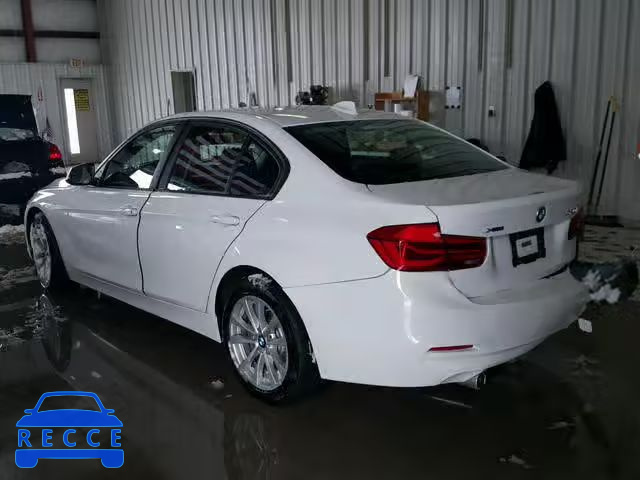 2018 BMW 320 XI WBA8A3C59JA489418 Bild 2