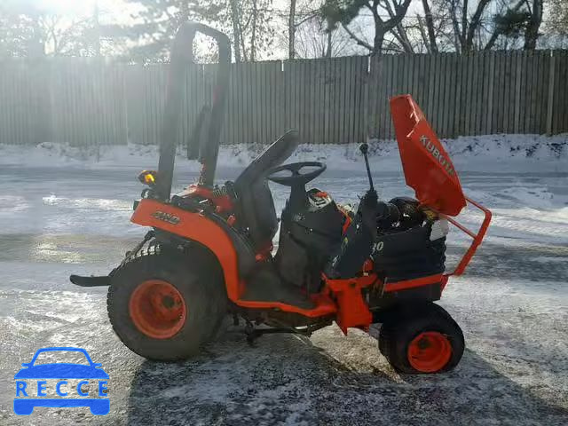 2002 KUBO TRACTOR 56613 image 0