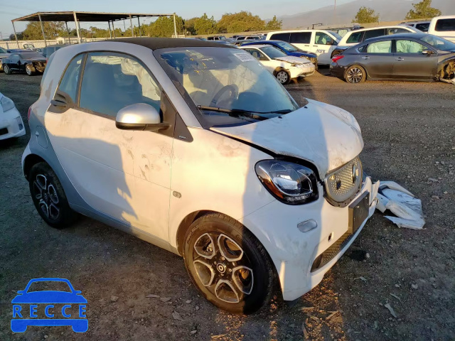 2018 SMART FORTWO WMEFJ9BA2JK317691 Bild 0