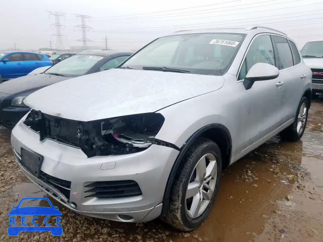 2011 VOLKSWAGEN TOUAREG HY WVGFG9BP8BD003742 Bild 1