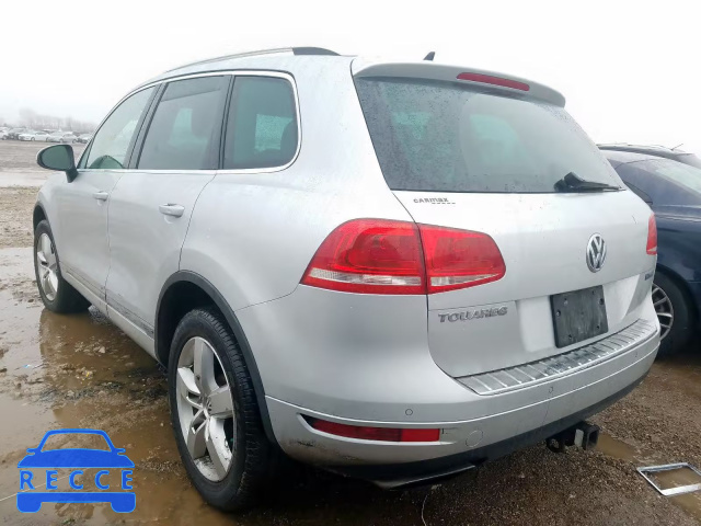 2011 VOLKSWAGEN TOUAREG HY WVGFG9BP8BD003742 image 2