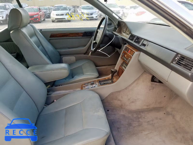 1988 MERCEDES-BENZ 300 CE WDBEA50D8JA768368 image 4