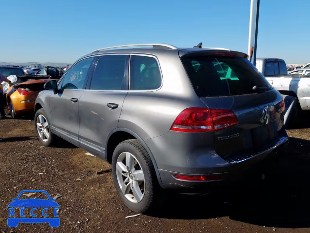 2011 VOLKSWAGEN TOUAREG HY WVGFG9BPXBD003323 Bild 2