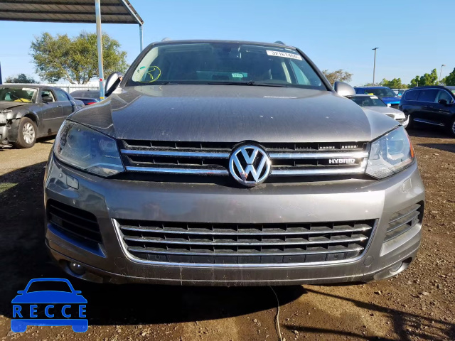 2011 VOLKSWAGEN TOUAREG HY WVGFG9BPXBD003323 image 8