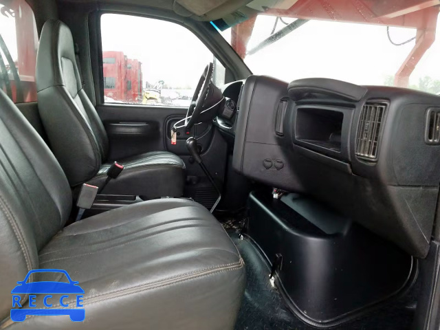 2003 GMC C7500 C7C0 1GDK7J1C53F516922 image 4