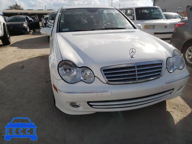 2005 MERCEDES-BENZ C CLASS WDBRF81J25F710581 image 8