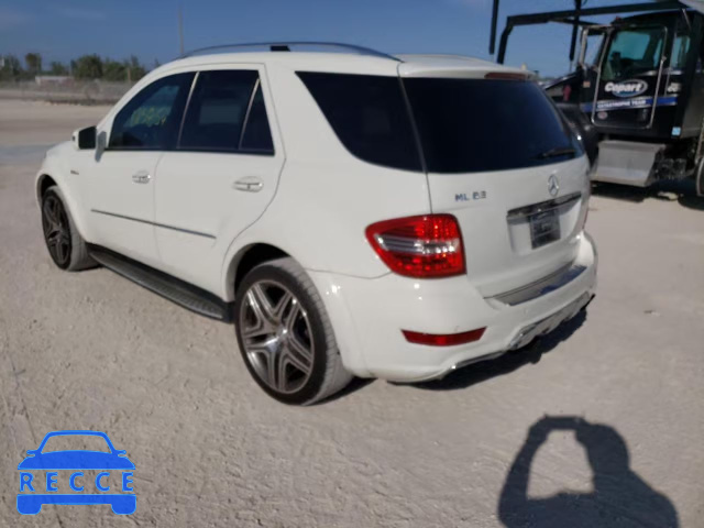 2011 MERCEDES-BENZ ML 63 AMG 4JGBB7HB9BA666669 Bild 2