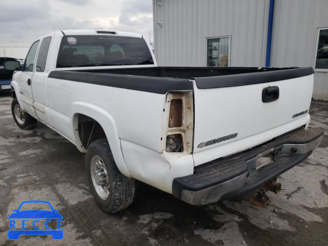 2004 CHEVROLET 1500 SILVE 1GCHC29U74E192599 image 2