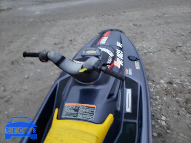 1994 YAMAHA JET SKI YAMA1176F494 Bild 4