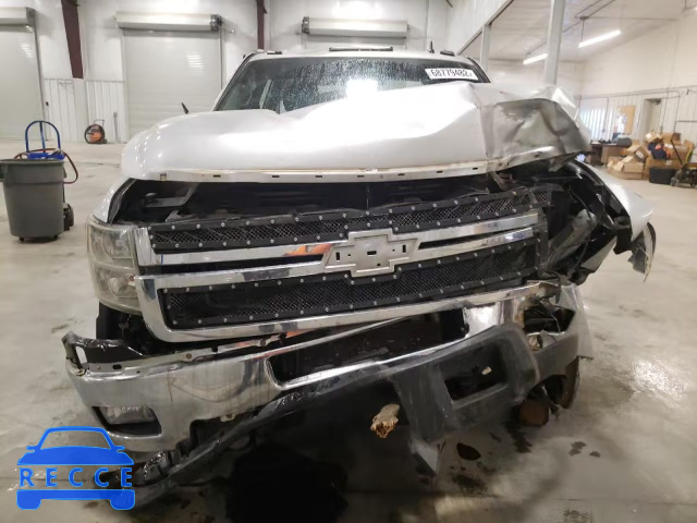 2011 CHEVROLET 2500 HD 1GC1KYC87BF214529 image 4