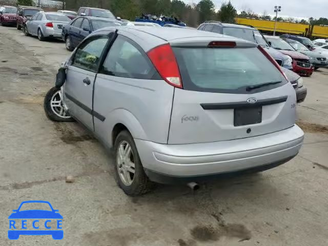 2000 FORD FOCUS ZX3 3FAFP3139YR143742 image 2