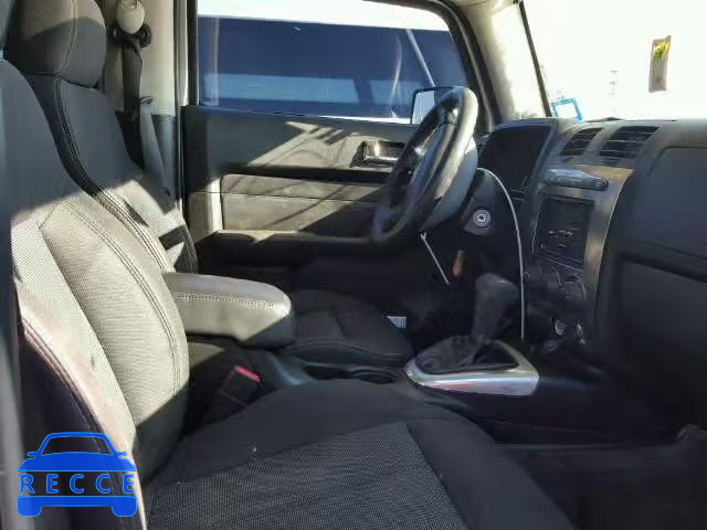 2008 HUMMER H3 SUV 5GTEN13E788191457 image 4