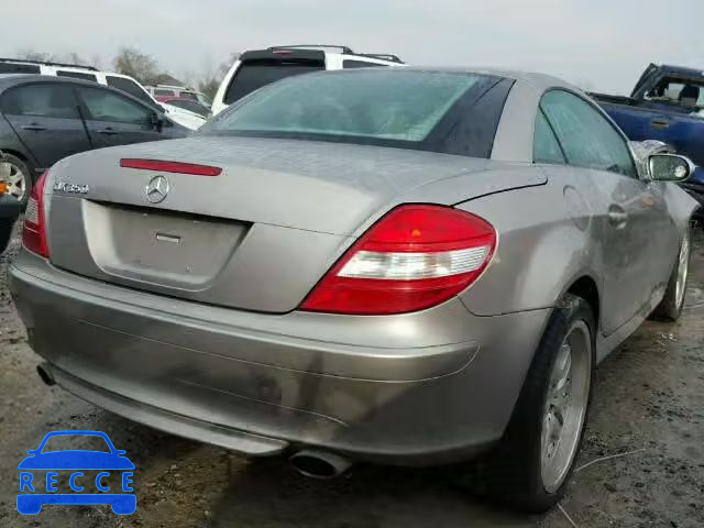 2005 MERCEDES-BENZ SLK350 WDBWK56F75F027292 image 3