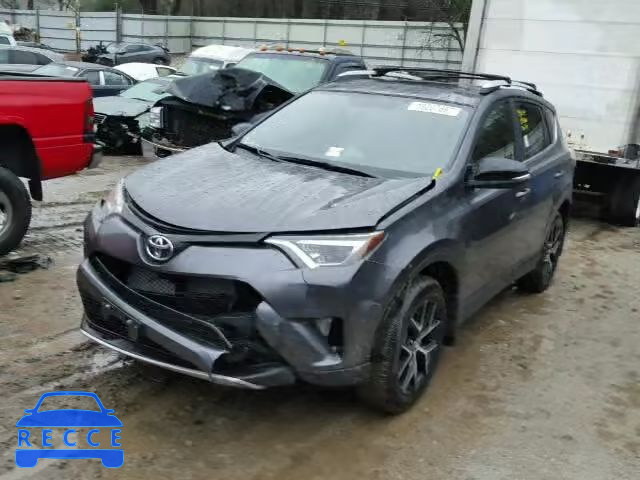 2016 TOYOTA RAV4 SE JTMJFREV2GD187594 image 1