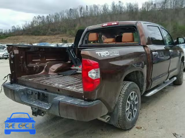 2017 TOYOTA TUNDRA CREWMAX 5TFAY5F1XHX597963 image 3