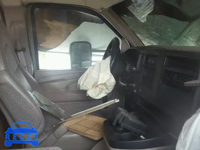 2003 CHEVROLET EXPRESS CU 1GBJG31U231124082 image 4