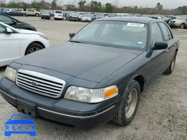 1998 FORD CROWN VICT 2FAFP74W0WX172008 image 1